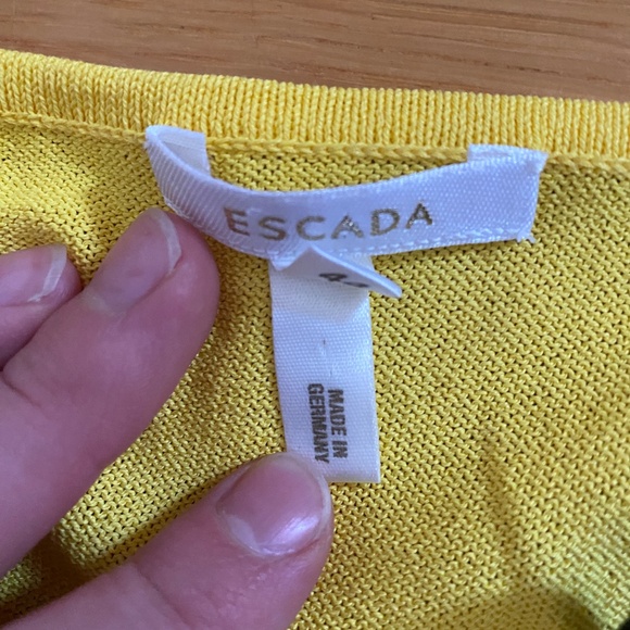 Escada Halter Top - Picture 6 of 7